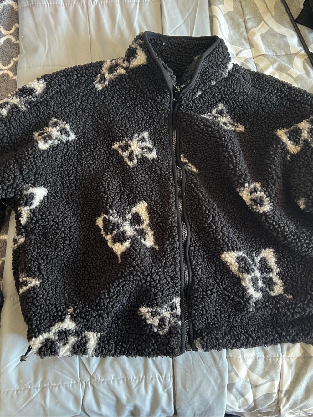 wild fable Black Sherpa Jacket with Cream Accents